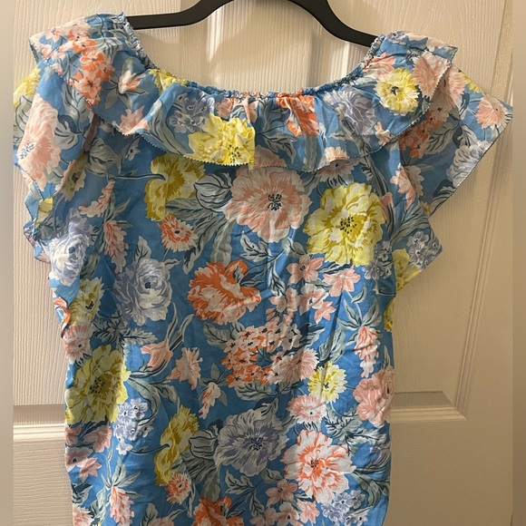 LOFT Garden Ruffle Shell - Picture 2 of 6